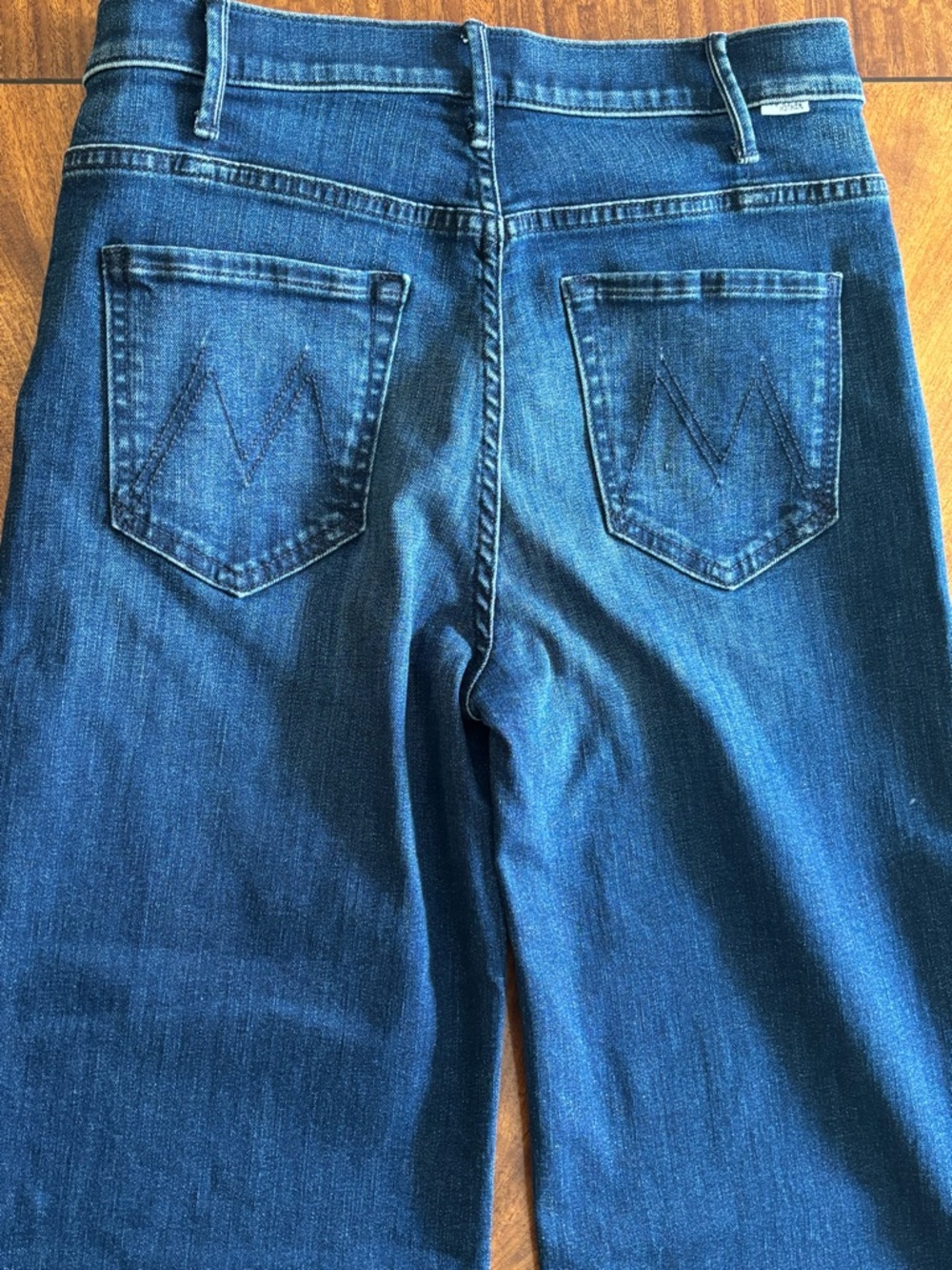 MOTHER The Hustler Roller Sneak Jeans Denim Wide Leg Faded Dark Blue 28 $258 New - Picture 9 of 13